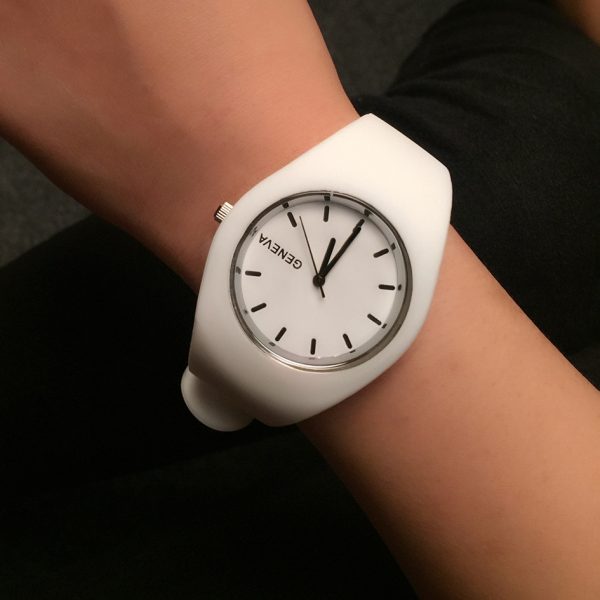 Fashion Women Watch Super soft silicone strap Girls Sport Quartz Watch Geneva Brand Clock Female Casual Analog Wrist Watches